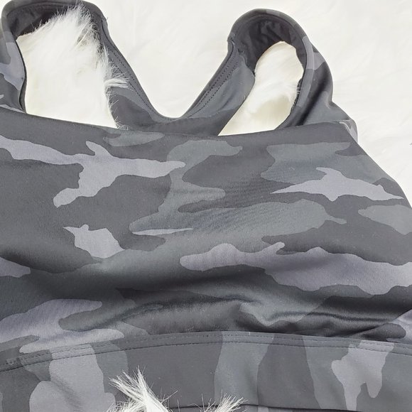 NWOT Athleta Black Ultimate Camo Printed Bra - Picture 5 of 8